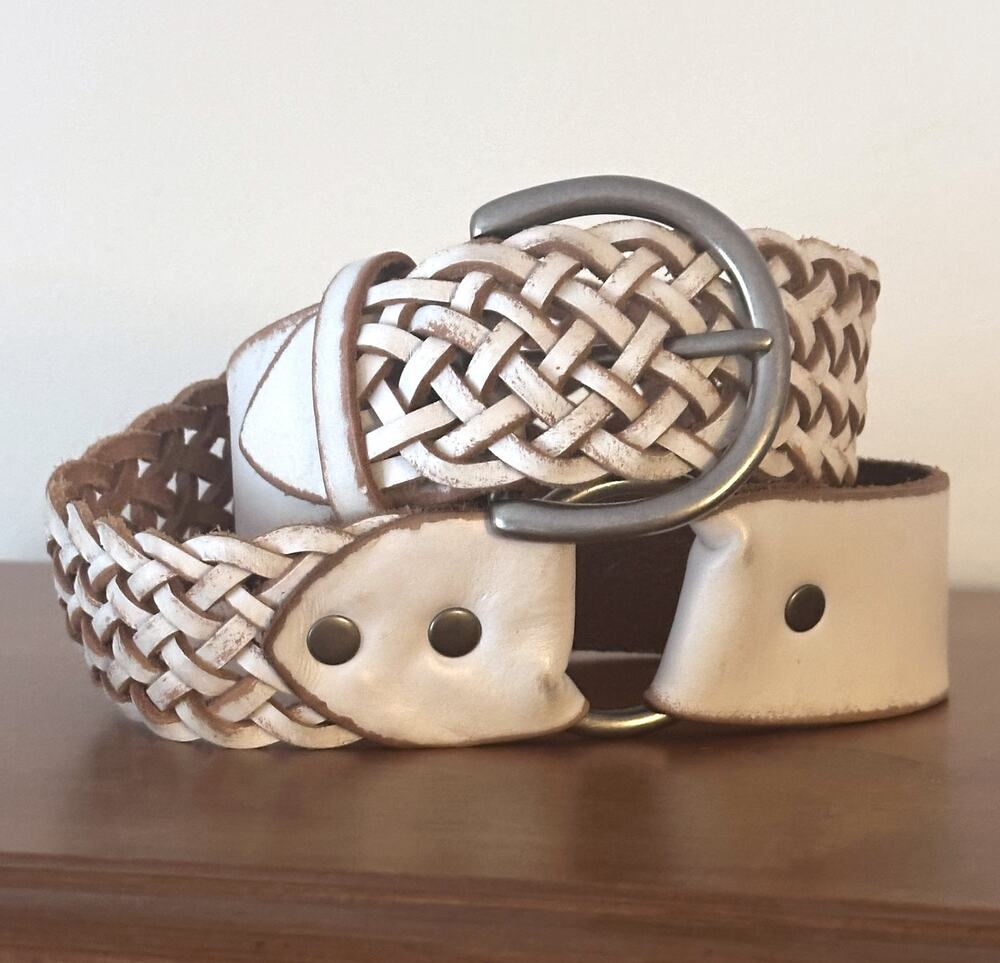 Arden B. White Woven & Smooth Leather Belt Womens Size S/M Statement Wide Boho